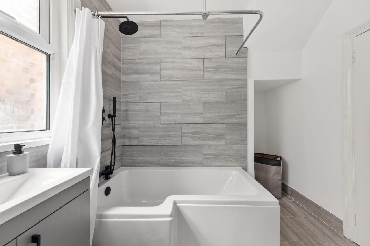 Beautifully Modern 2-Bed Apartment W/Garden London Eksteriør billede