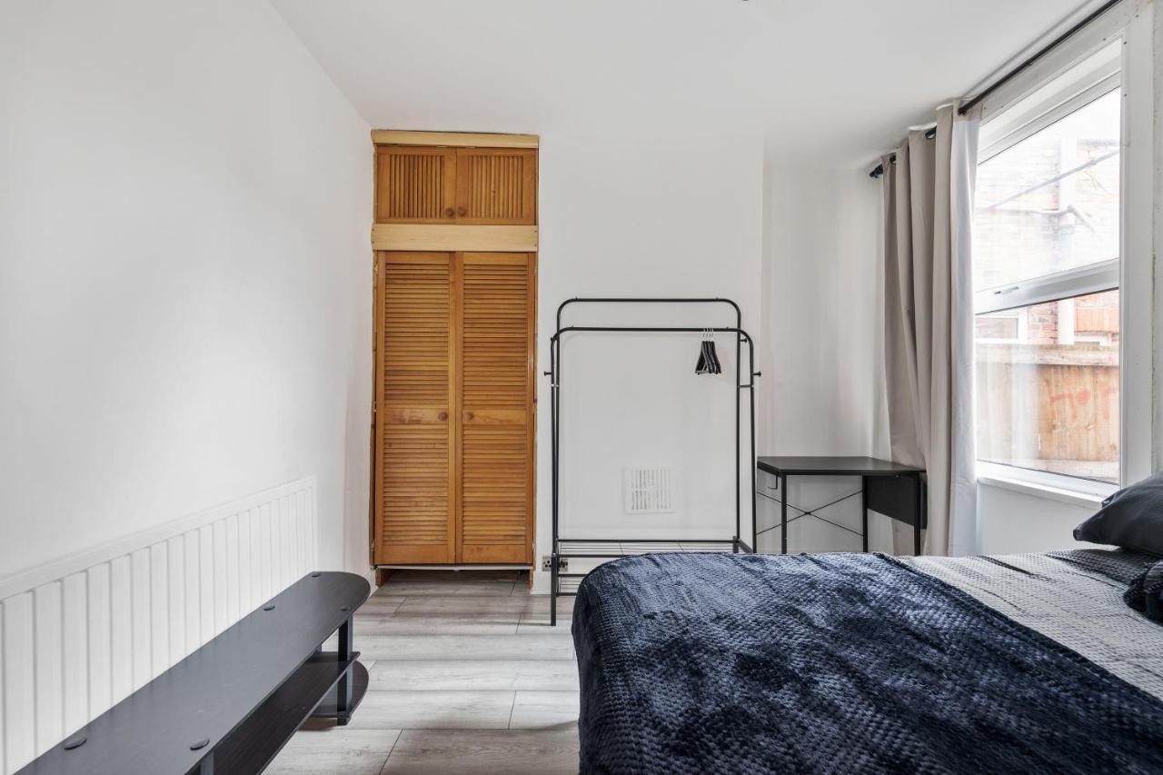 Beautifully Modern 2-Bed Apartment W/Garden London Eksteriør billede